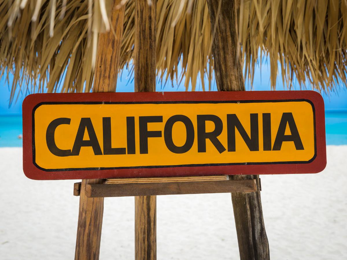 california signage